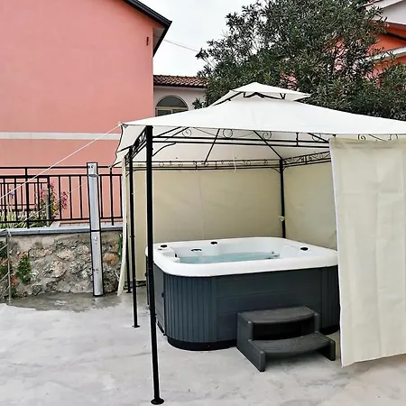 Apartment Haus Zora Ferienwohung 4 Moscenicka Draga