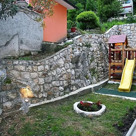 Haus Zora Ferienwohung 4 *